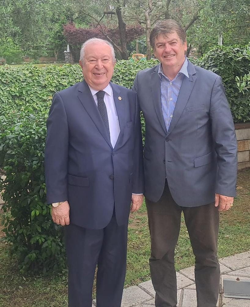 Bamir Topi'yi ziyaret