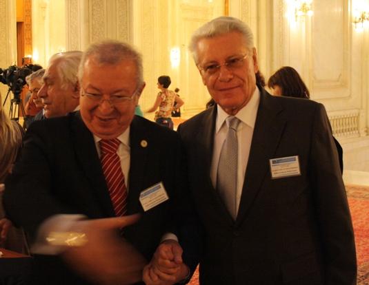 “Levant, Kültürel Diplomasi’nin Beşiği” adlı toplantıya katılan Dr. Akkan Suver bir konuşma yaptı