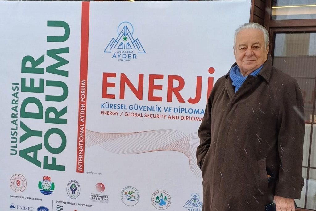 Cafer Okray Aydere Enerji Forumuna katıldı