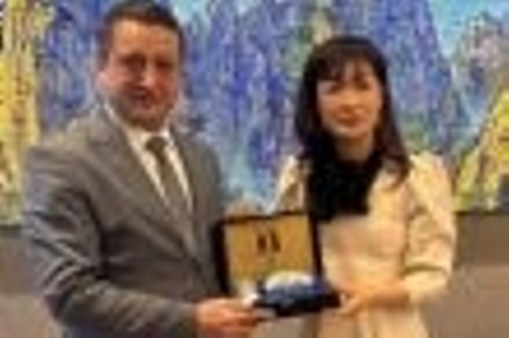 Prof. Dr. Oh Eunkyung Sezgin Bilgiçi kabul etti