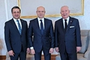 Perviz Şahbazov Dr. Suver ve Bilgiç'i kabul etti