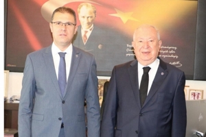 Avcılar Kaymakamı Dr. Orhan Burhan'a ziyaret