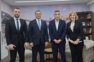 Kuzey Makedonya Eski Başbakan Yardımcısı İzzet Meciti, Sezgin Bilgiç’i Kabul Etti