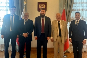 Rusya Federasyonu İstanbul Başkonsolosu Alexander Kalachev Marmara Grubu Vakfı'nı kabul etti