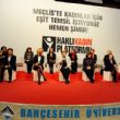 AB ve İnsan Hakları Platformu Başkanı Müjgan Suver, Haklı Kadın Platformunda kadının toplumsal yaşamda eşit yer almasını sağlamak amaçlı yapılan çalışmalara, Marmara Grubu Vakfı adına katılmaktadır