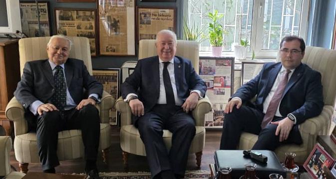 Eldor Tulyakov, Dr. Akkan Suveri ziyaret etti Eldor Tulyakov, Dr. Akkan Suveri ziyaret etti