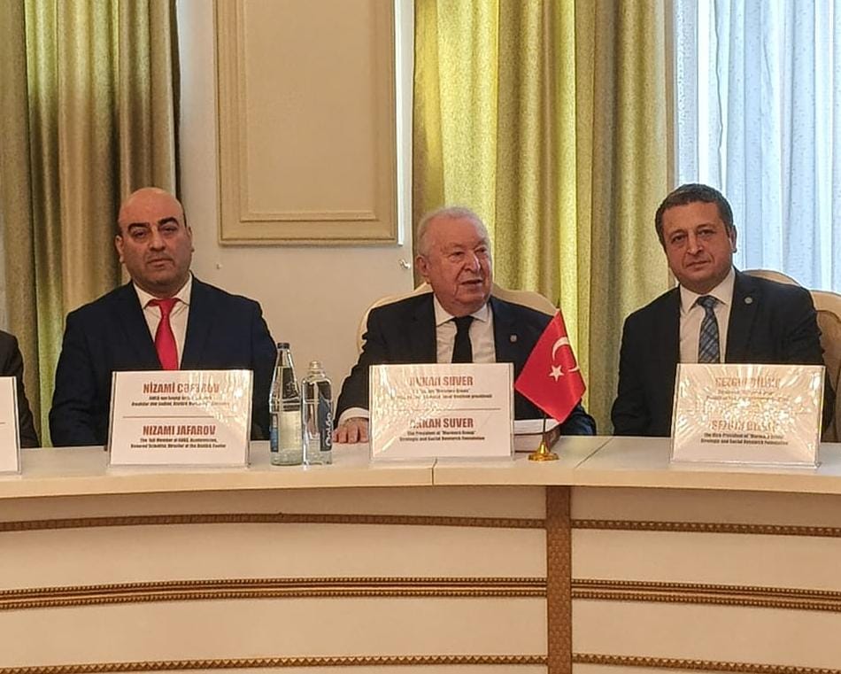 Emil Nasırlının President adlı kitabı yayınlandı Emil Nasırlının President adlı kitabı yayınlandı