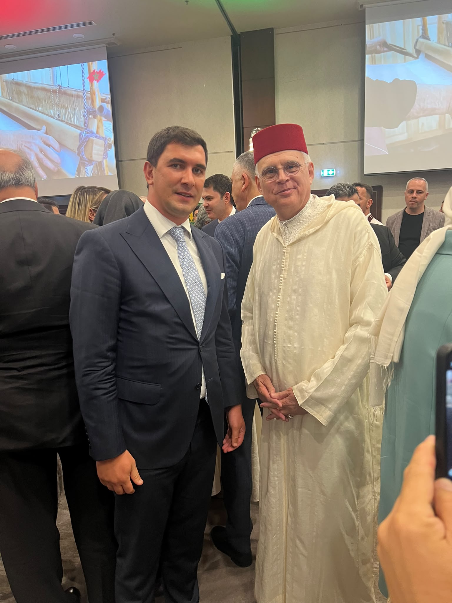 Fas Kralı Majesteleri Mohammed VInin tahta Çıkış Töreni kutlandı Fas Kralı Majesteleri Mohammed VInin tahta Çıkış Töreni