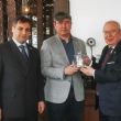 Kazakistan Ankara Büyükelçisi Abzal Saparbekuly, Dr.Akkan Suver e veda etti.